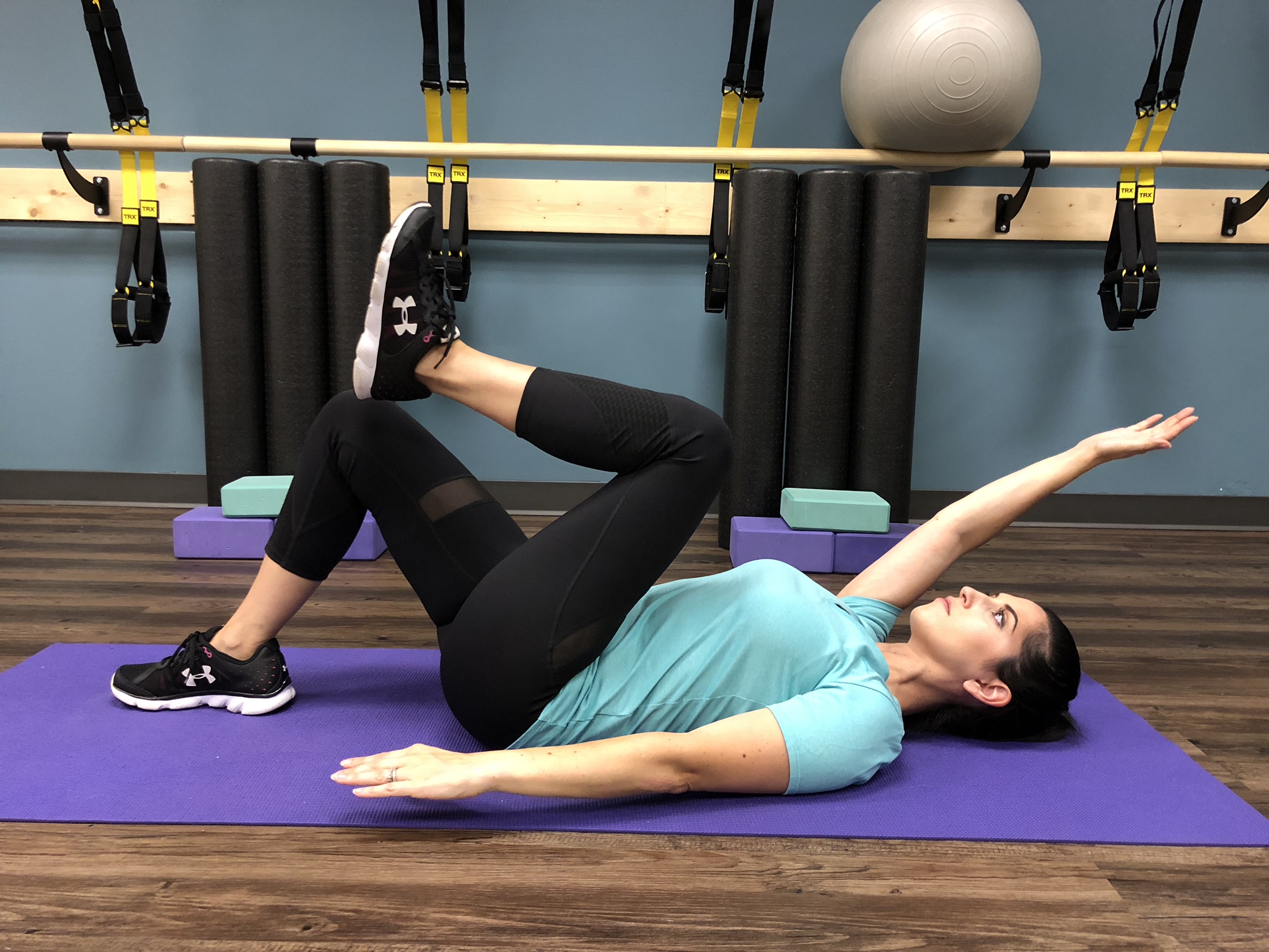 30-Day Ab Workout Challenge + Calendar: Postpartum - Live Core Strong